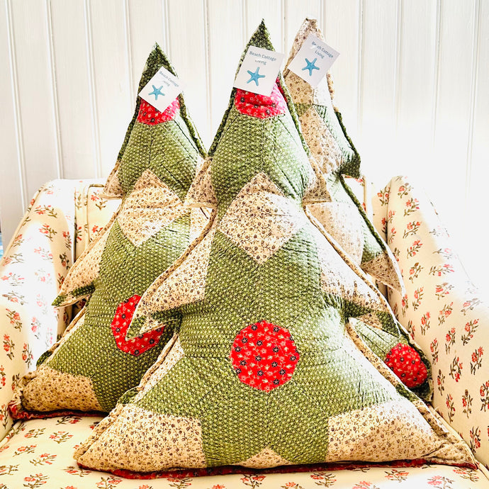 Quilt tree pillow