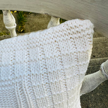Knit Scallop Lumbar