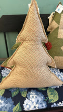 Quilt tree pillow