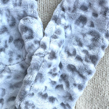 Snow Leopard Mittens