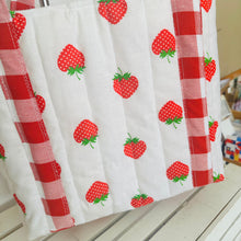 Strawberry 🍓Tote